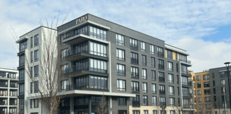 The Assassination of the Commercial Marketby COVID-19